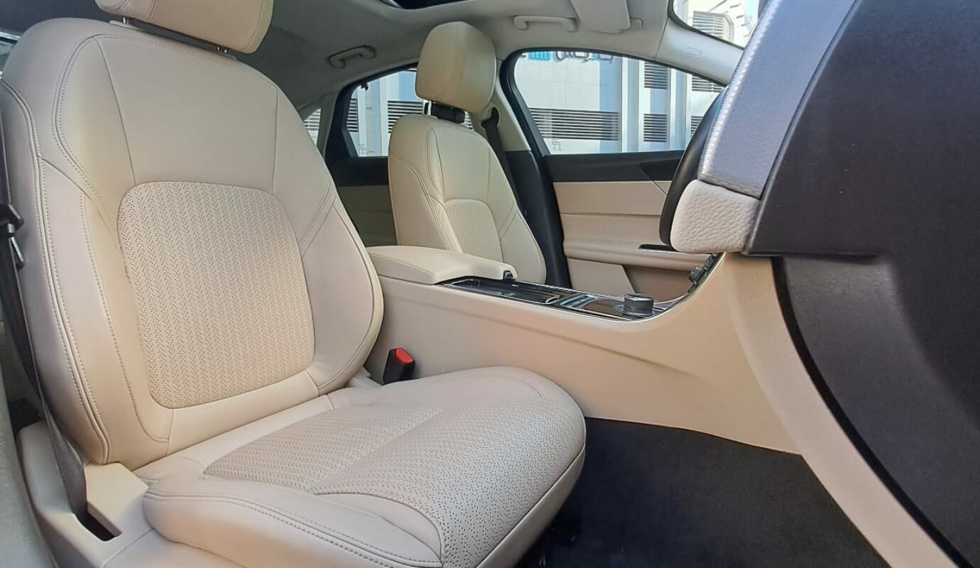 Full Jaguar Service History I Jaguar XF I GCC Specs I AED 1530 Monthly (SOLD)