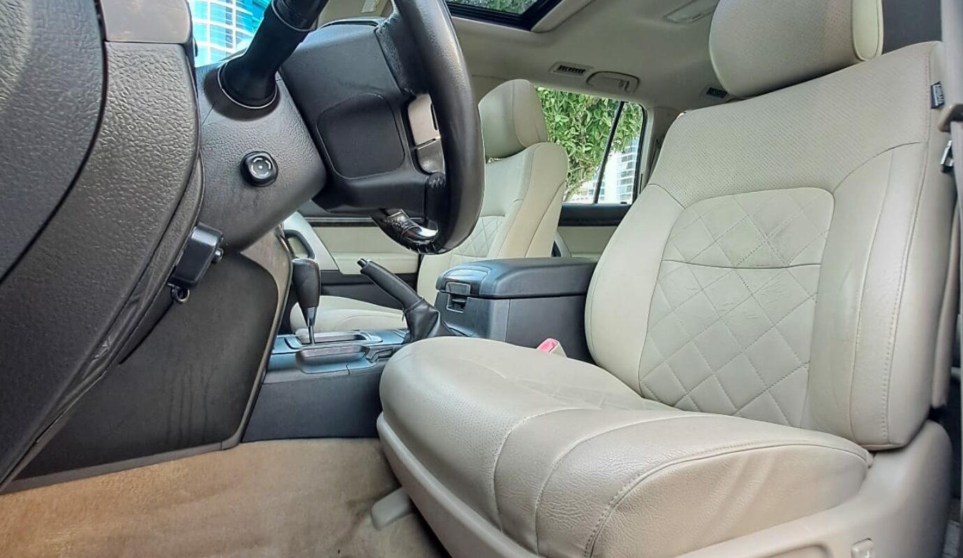 VXR V8 5.7L I 2011 GCC SPECS I Like New! ( SOLD )