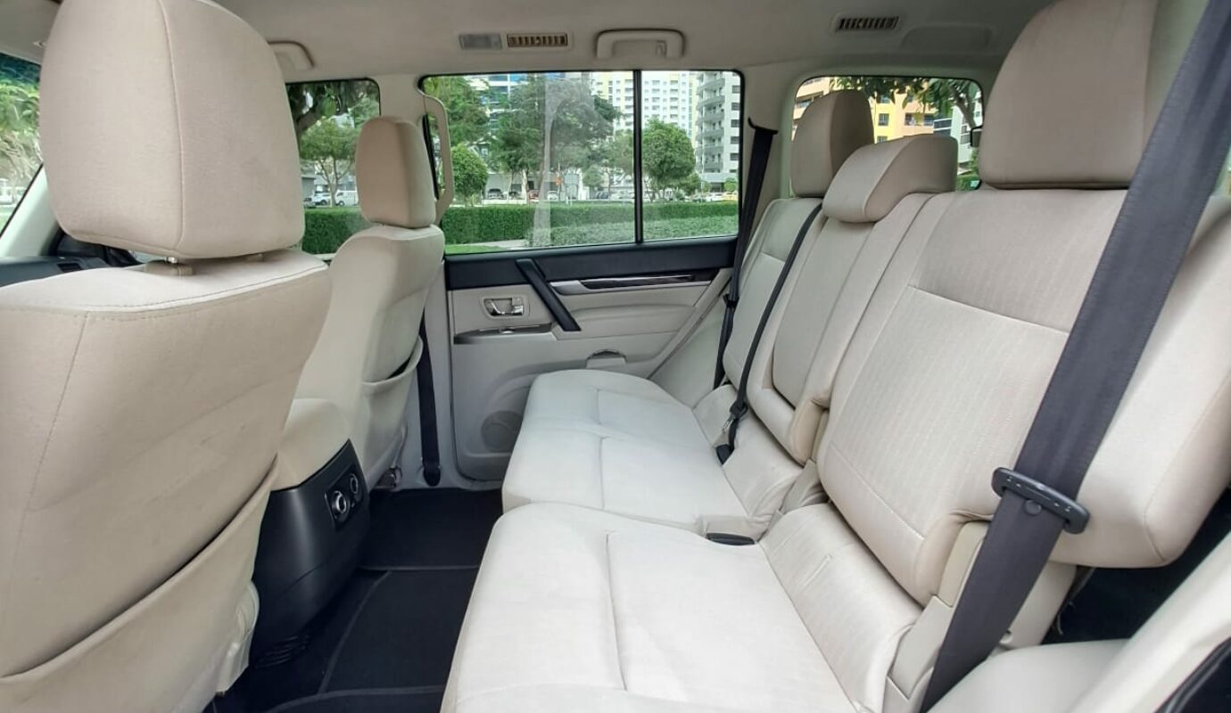 AED 870/Month I Flexible Downpayment I Mitsubishi Pajero I GCC SPECS I FULL AGENCY SERVICE HISTORY