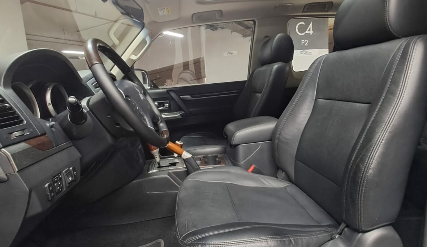 Mitsubishi Pajero 3.8 Full Options GLS 2015 I GCC Specs VM