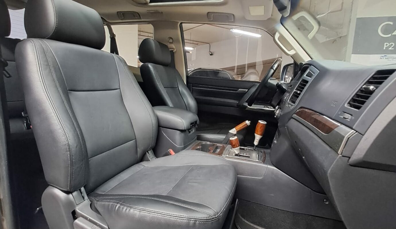 Mitsubishi Pajero 3.8 Full Options GLS 2015 I GCC Specs VM