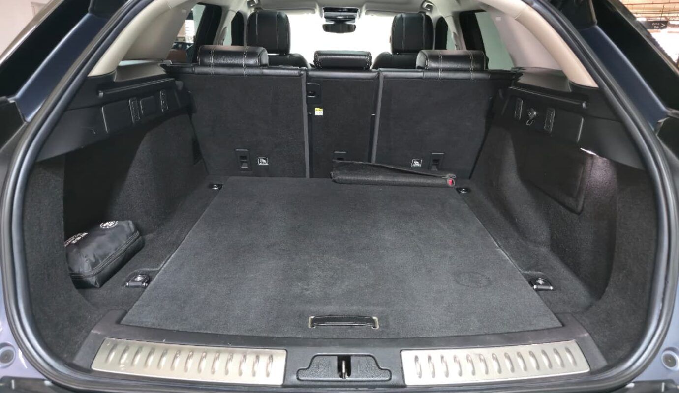 VELAR S 2019 I GCC SPECS I FULL AGENCY SERVICE HISTORY