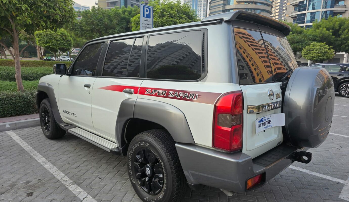 NISSAN PATROL SUPER SAFARI I GCC SPECS